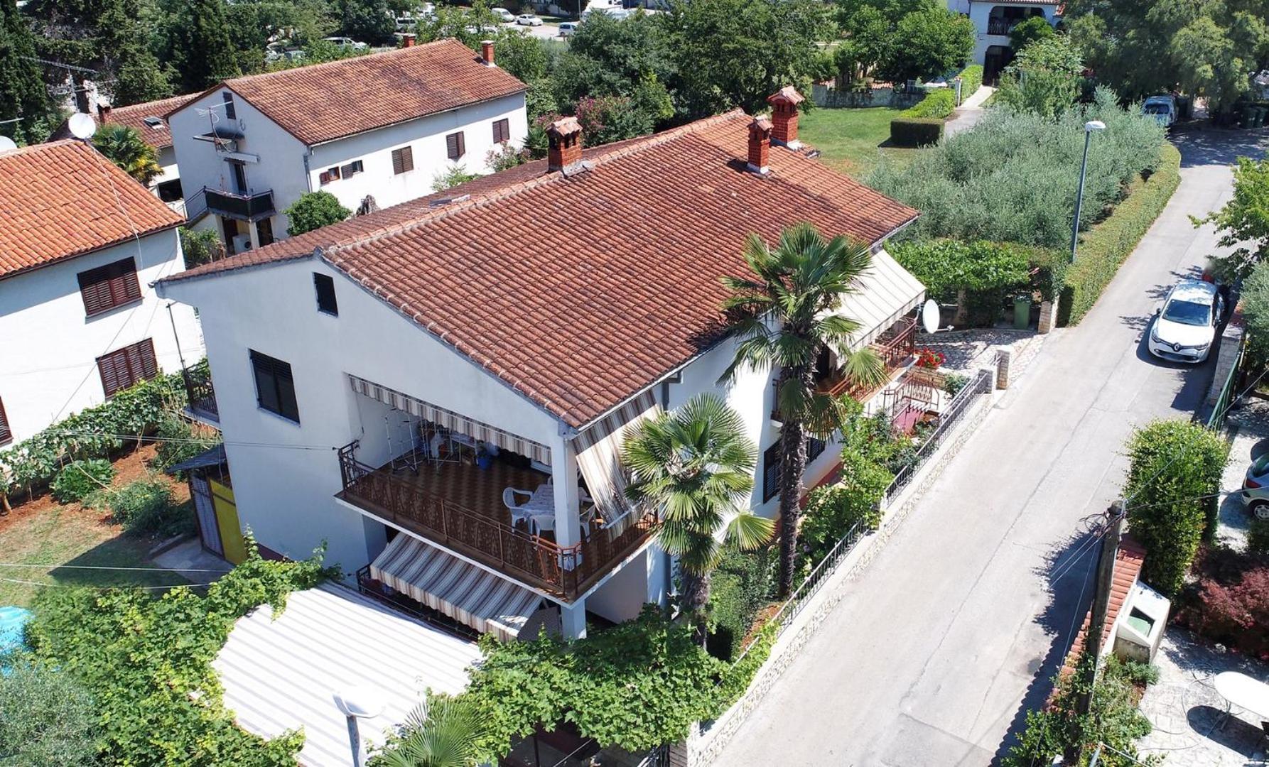 Apartment Complex Nevia بوريتش المظهر الخارجي الصورة