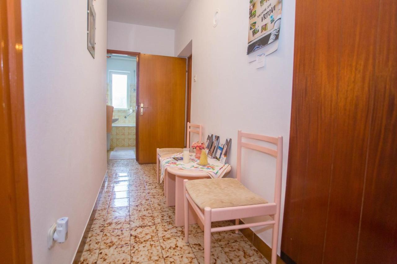 Apartment Complex Nevia بوريتش المظهر الخارجي الصورة