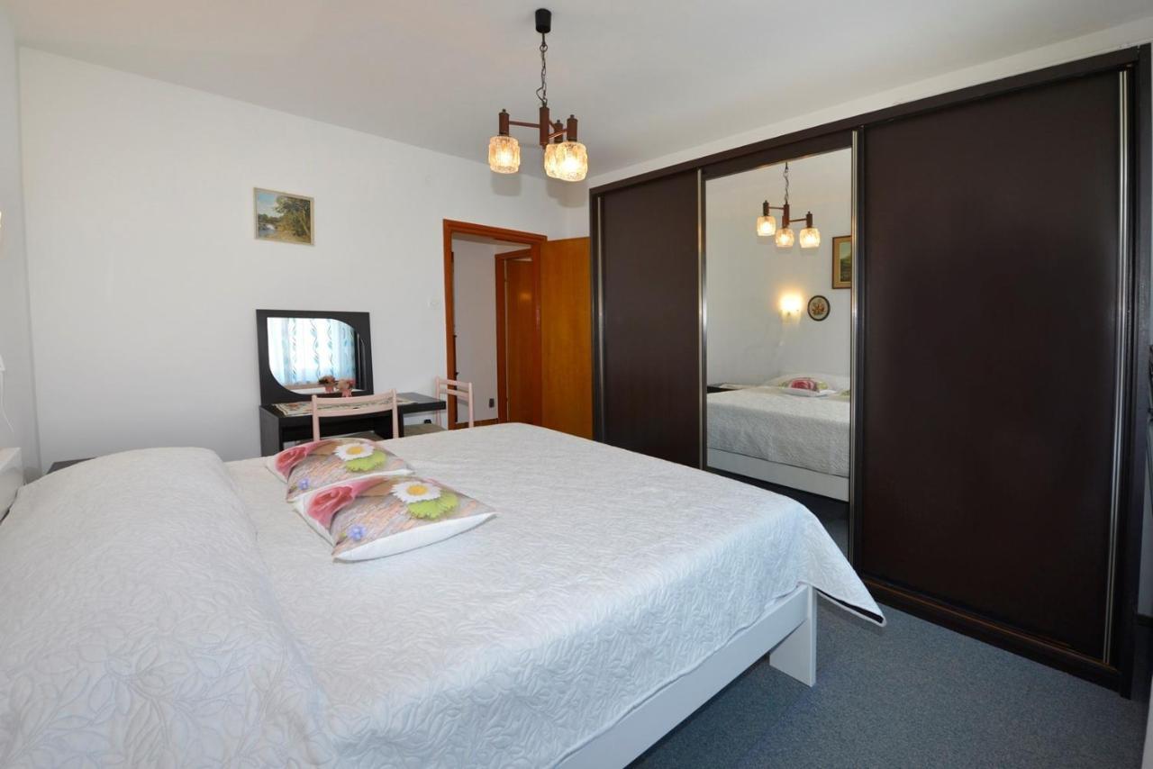 Apartment Complex Nevia بوريتش المظهر الخارجي الصورة